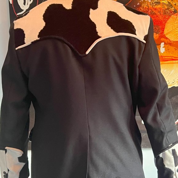 Cow themed suit jacket - Picture 2 of 2